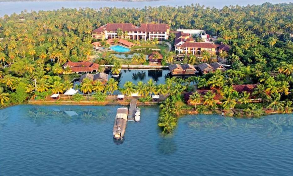 Plumeria Lake Resort & Spa Vayalār Exteriér fotografie