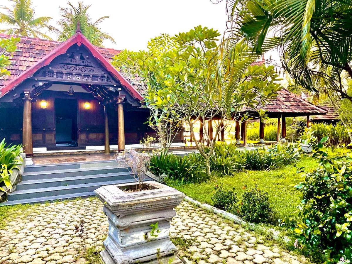 Plumeria Lake Resort & Spa Vayalār Exteriér fotografie