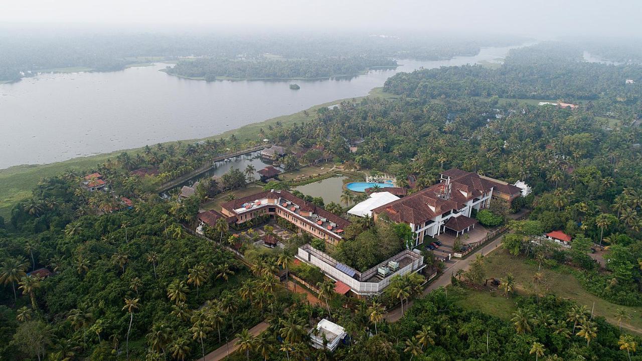 Plumeria Lake Resort & Spa Vayalār Exteriér fotografie